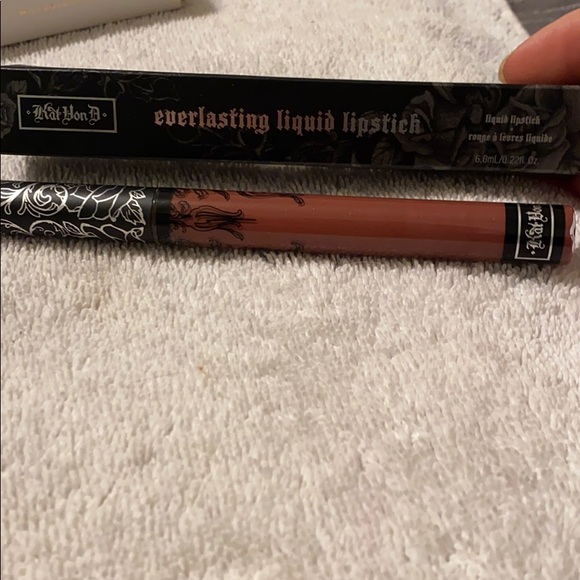 Lipstick, liner and gloss bundle - Picture 3 of 4